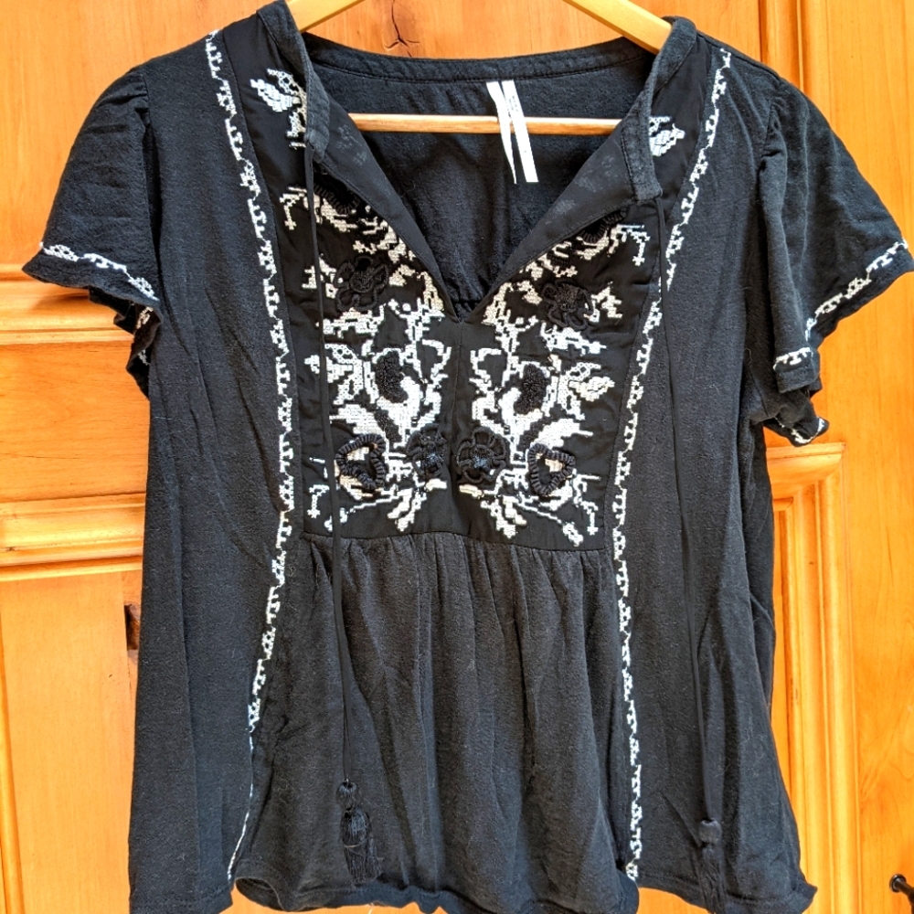 Anthropologie Peasant Top Size Small